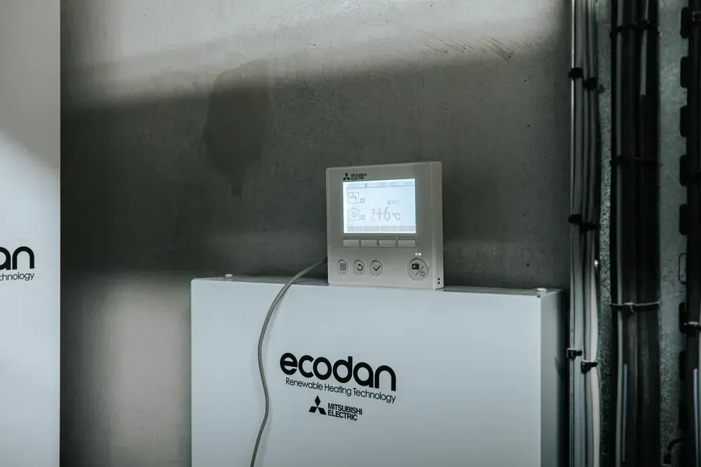 Pompe à chaleur ecodan avec écran tactile